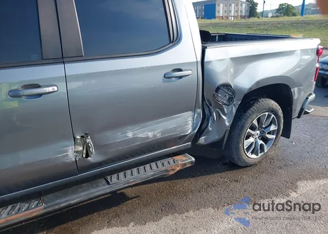 2019 Chevrolet Silverado K1500 Rst z USA, uszkodzony, nr VIN 1GCUYEED7KZ390127